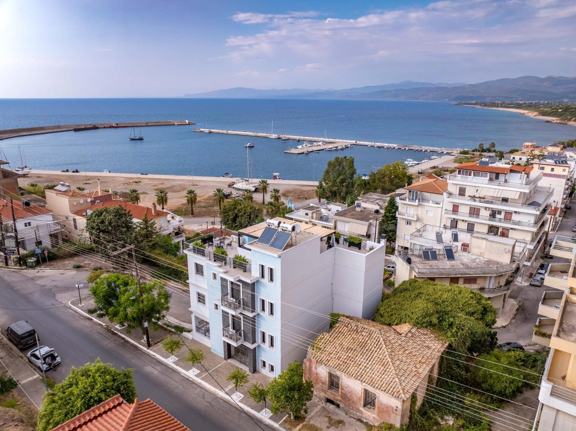 Magical Seaside Town Boutique Apts 2 Kyparissia Buitenkant foto