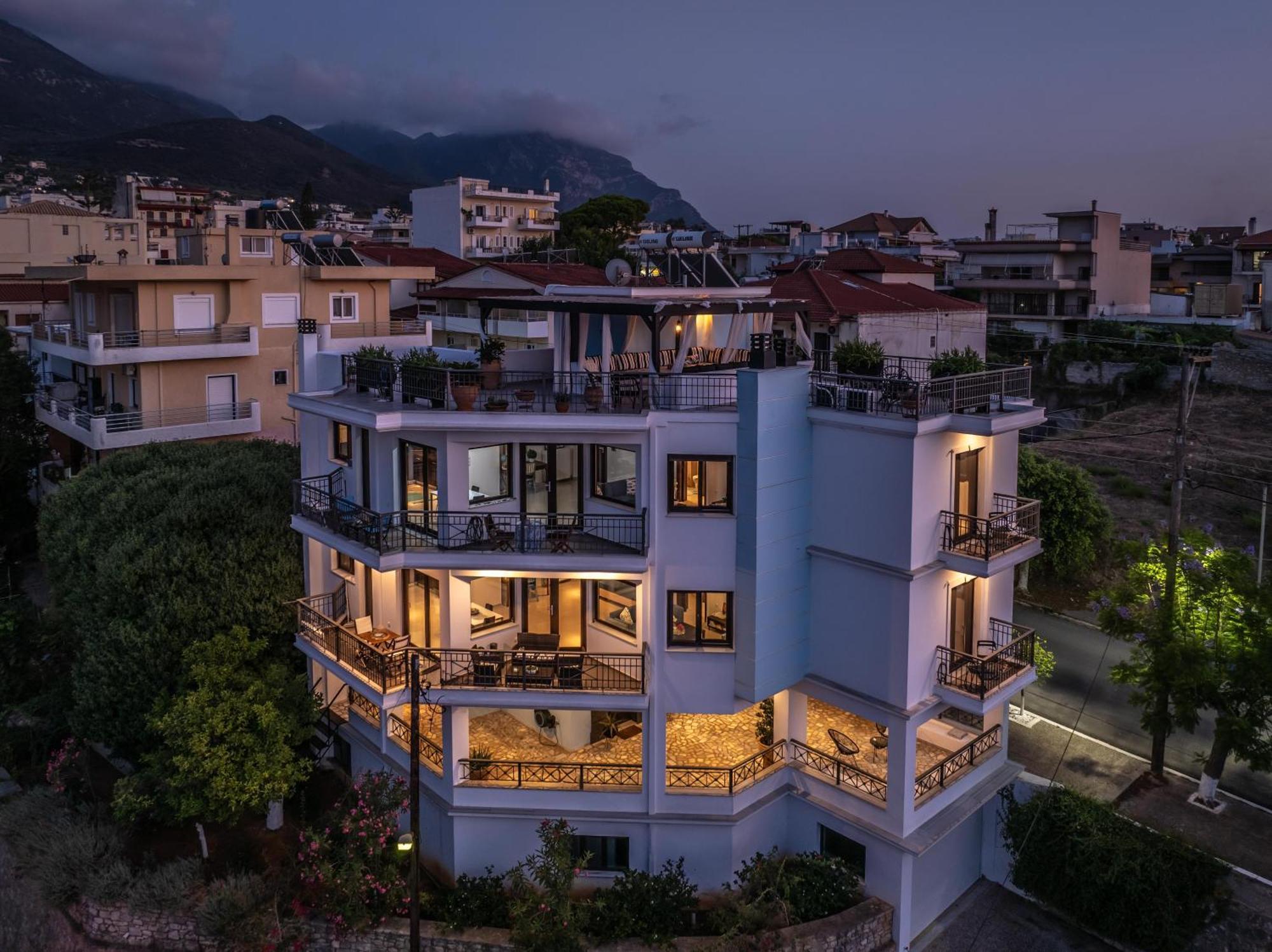 Magical Seaside Town Boutique Apts 2 Kyparissia Buitenkant foto